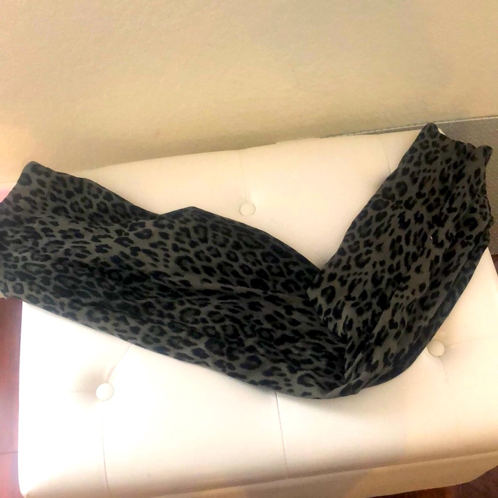 Leopard pattern stretch pant